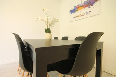 3 bed flat, Sloane Court, Sandyford, Newcastle, NE24PF - Image 3